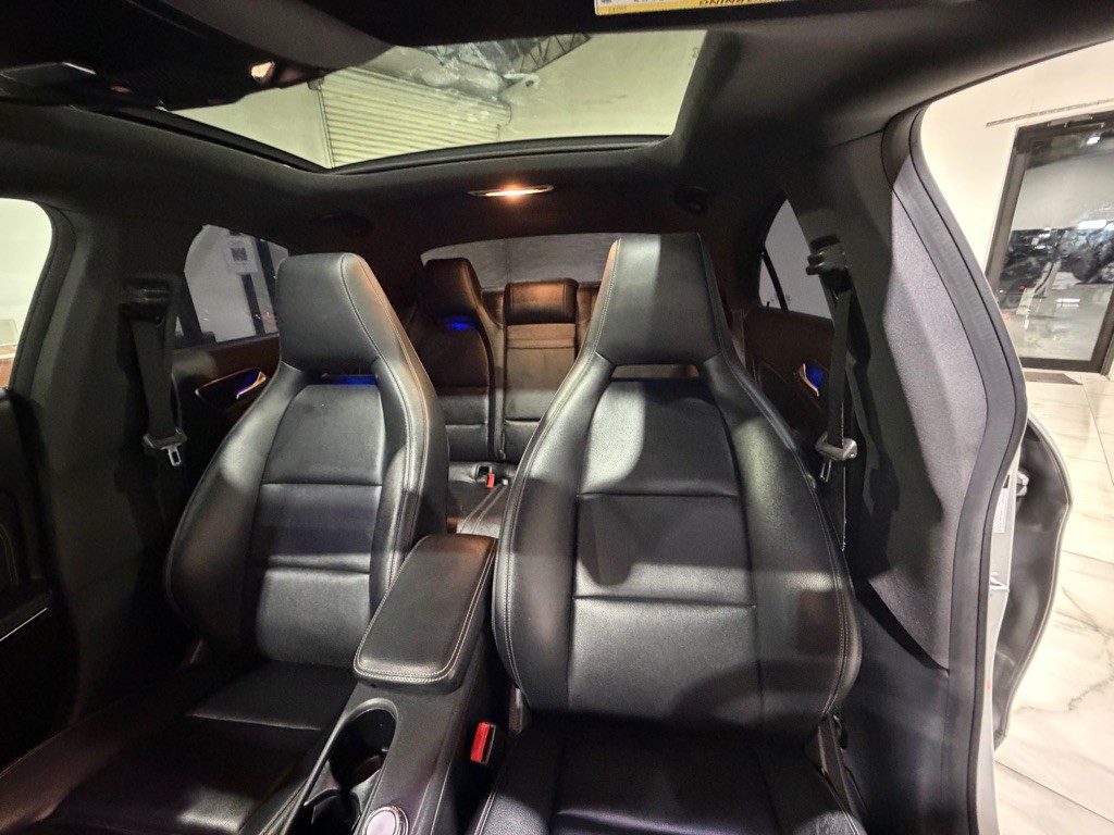2018 Mercedes-Benz CLA-Class Image 18