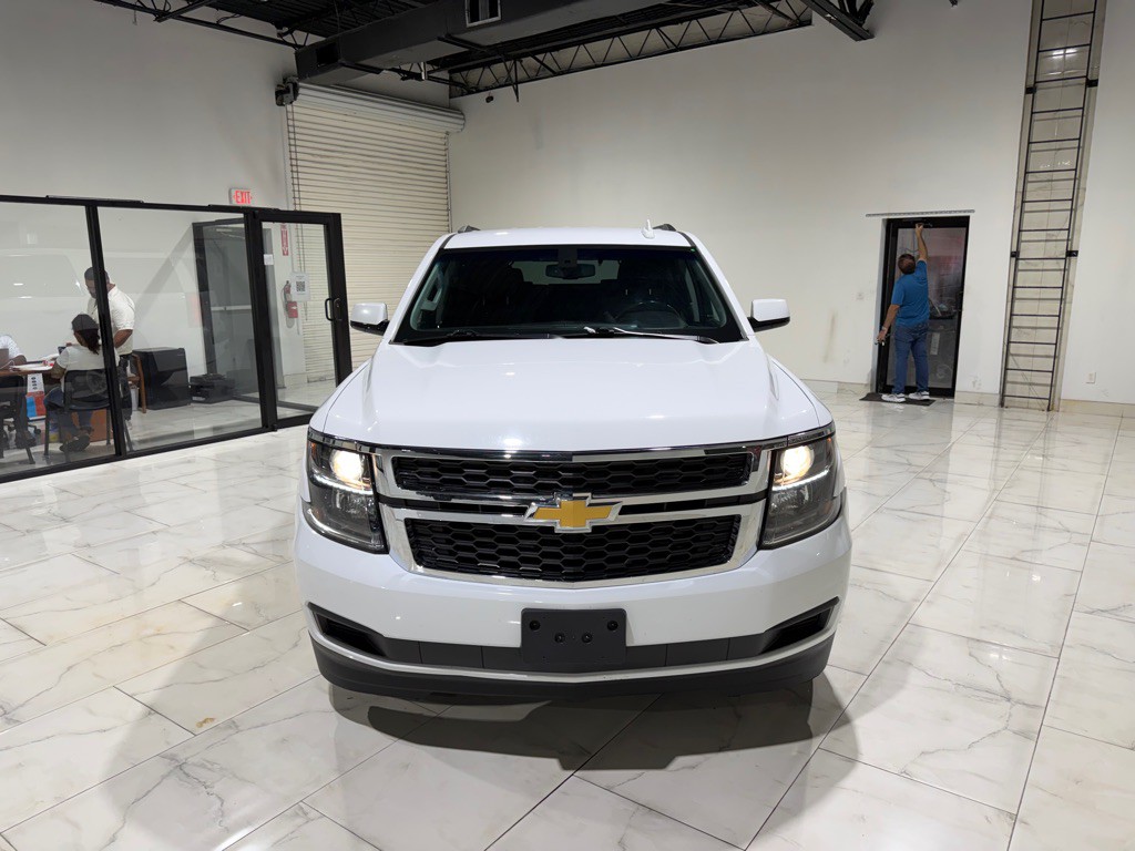 2019 Chevrolet Tahoe Image 2