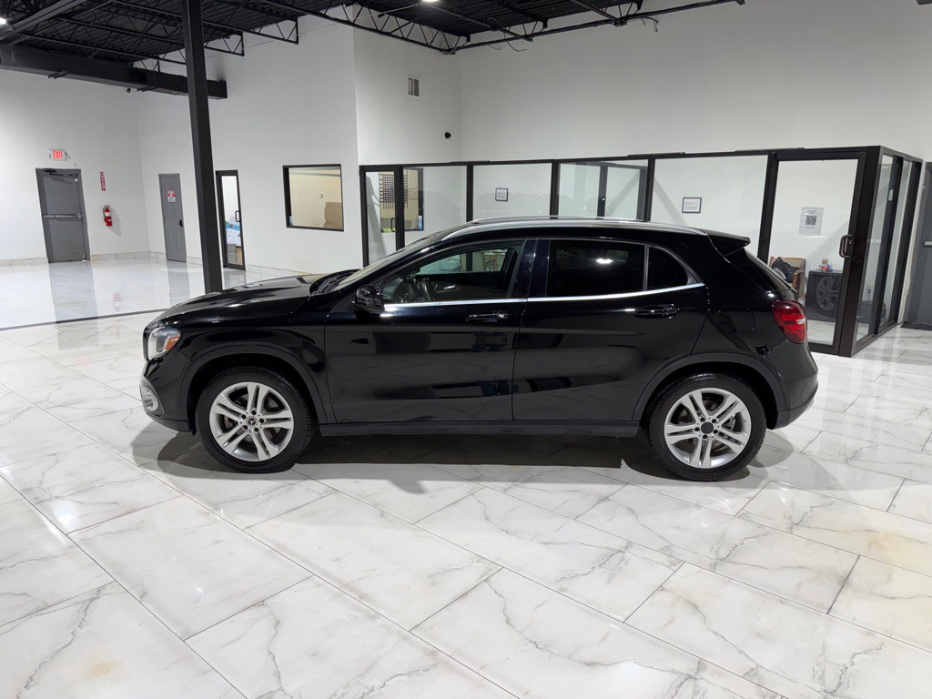 2020 Mercedes-Benz GLA-Class Image 8