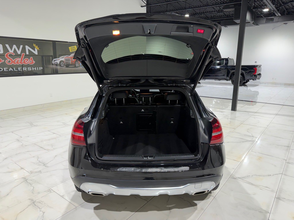 2020 Mercedes-Benz GLA-Class Image 12