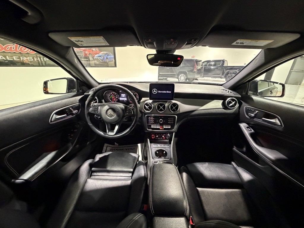 2020 Mercedes-Benz GLA-Class Image 21