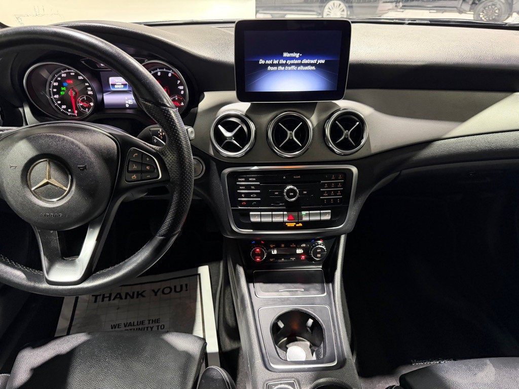 2020 Mercedes-Benz GLA-Class Image 23