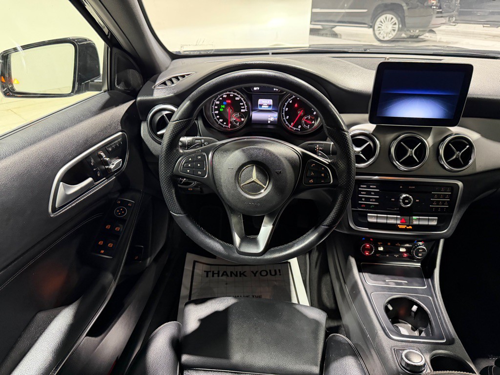 2020 Mercedes-Benz GLA-Class Image 26