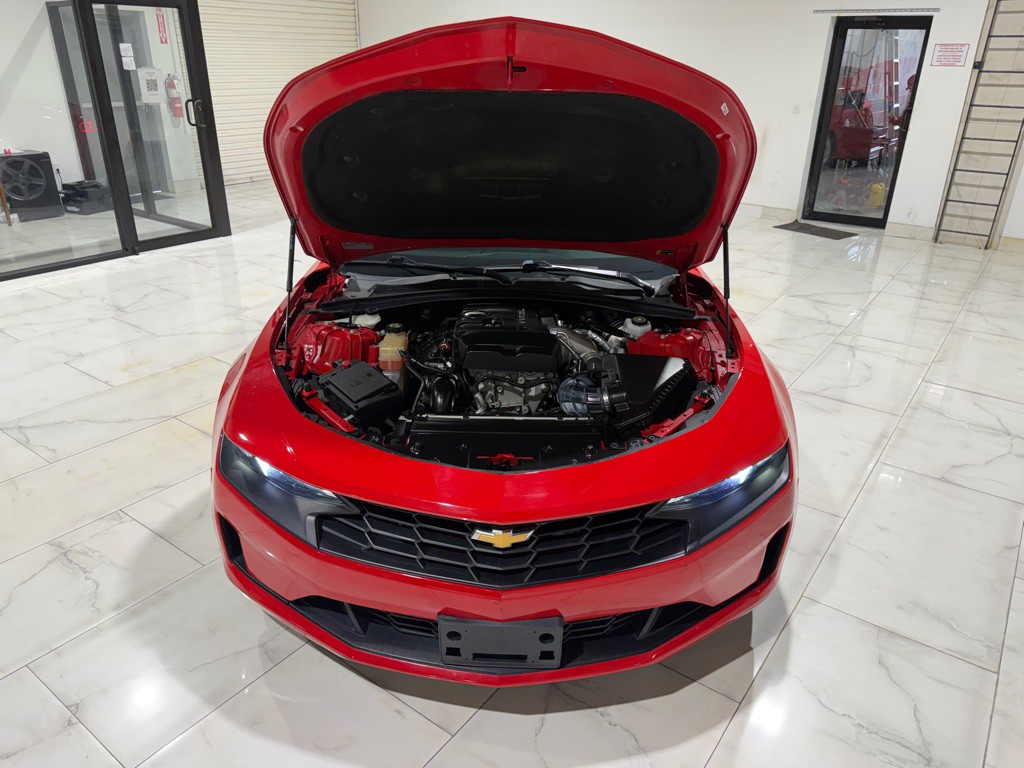 2023 Chevrolet Camaro Image 4