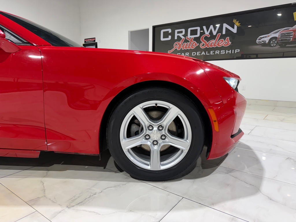 2023 Chevrolet Camaro Image 5