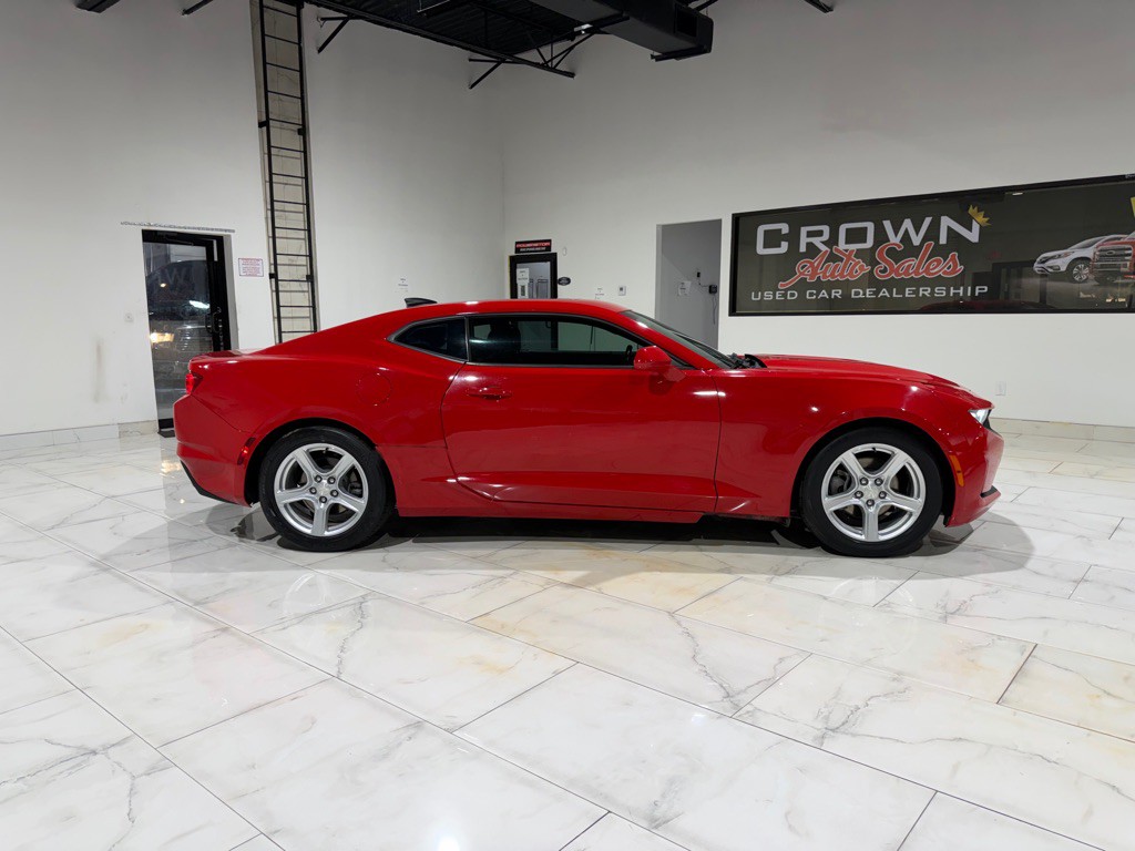 2023 Chevrolet Camaro Image 8