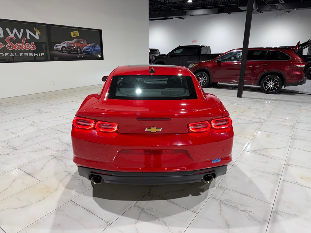 2023 Chevrolet Camaro Image 10
