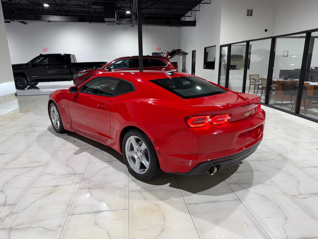 2023 Chevrolet Camaro Image 11