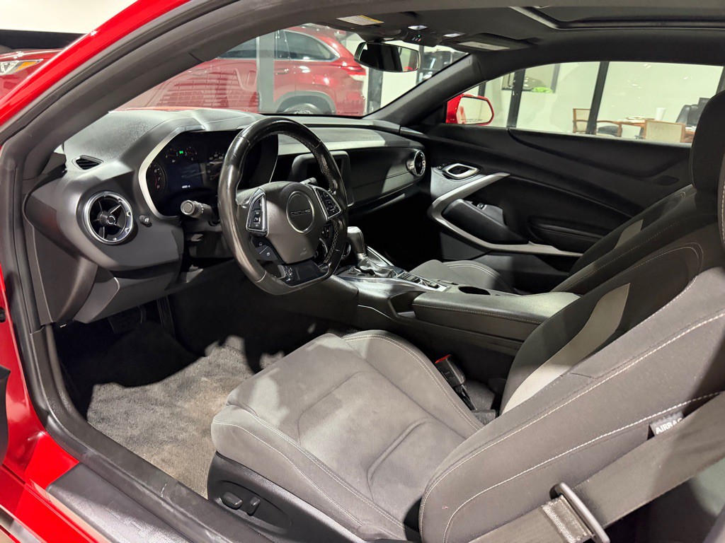 2023 Chevrolet Camaro Image 14