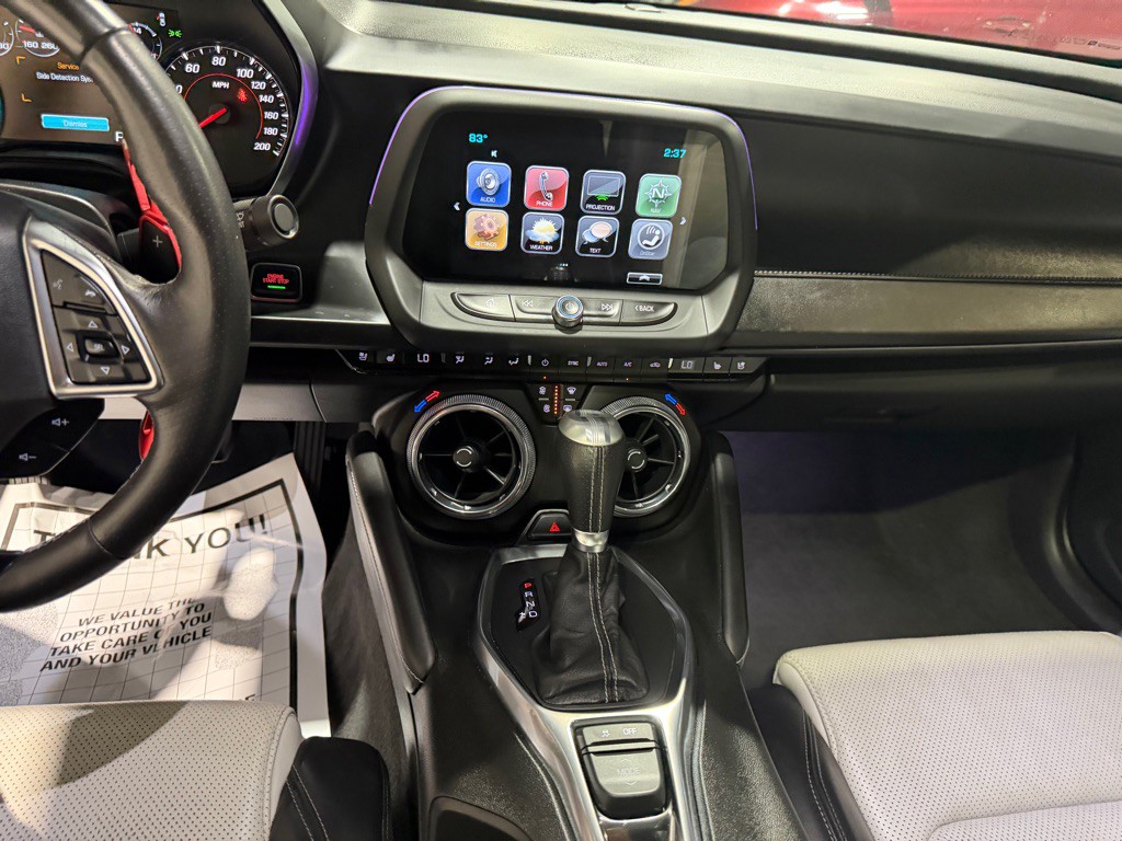 2018 Chevrolet Camaro Image 21