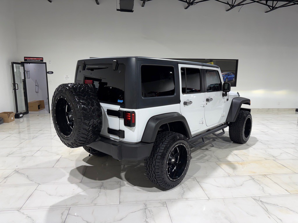 2015 Jeep Wrangler Unlimited Image 11