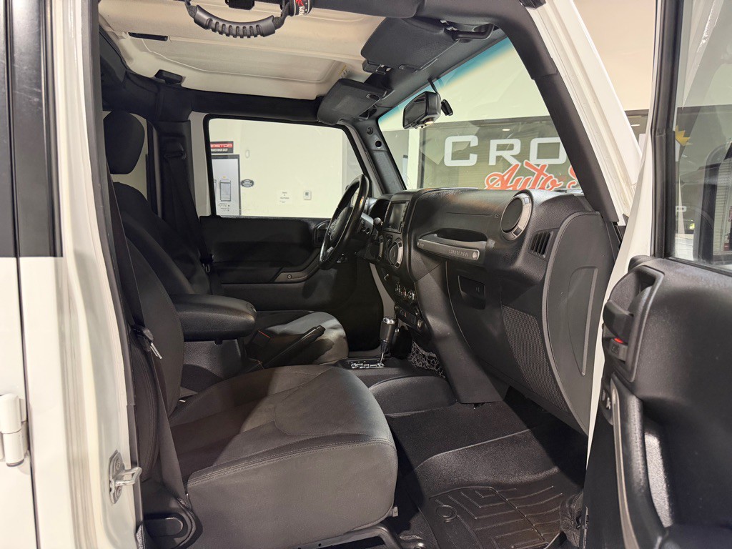 2015 Jeep Wrangler Unlimited Image 15