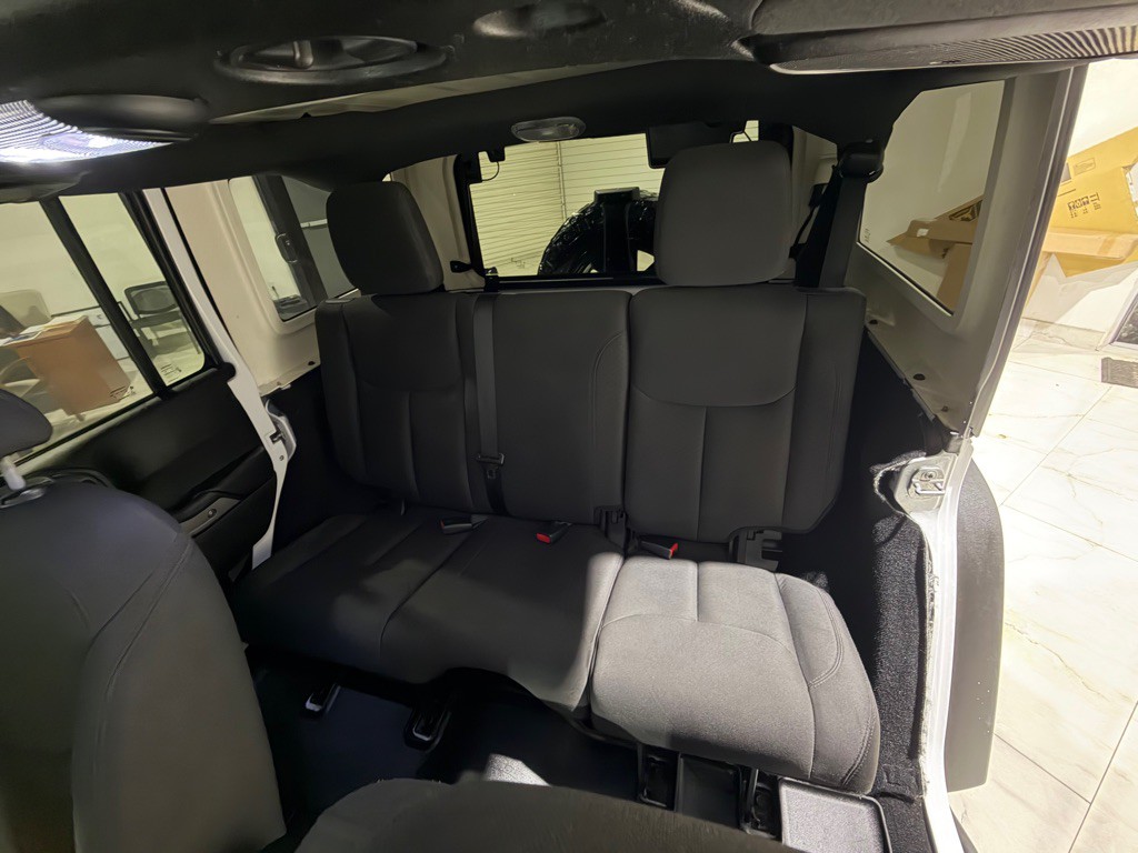 2015 Jeep Wrangler Unlimited Image 17