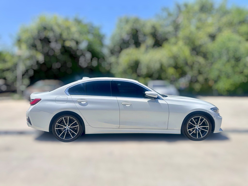2020 BMW 3 Series Image 7
