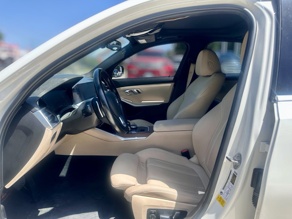 2020 BMW 3 Series Image 16