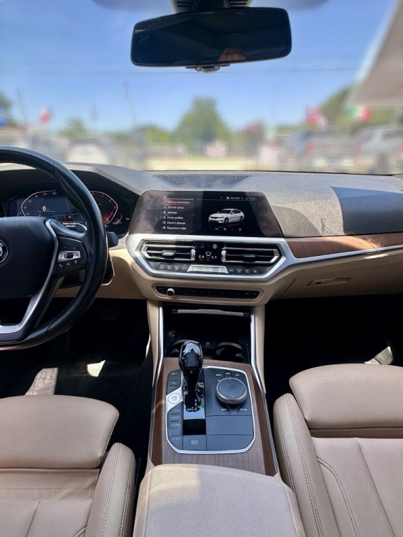 2020 BMW 3 Series Image 21
