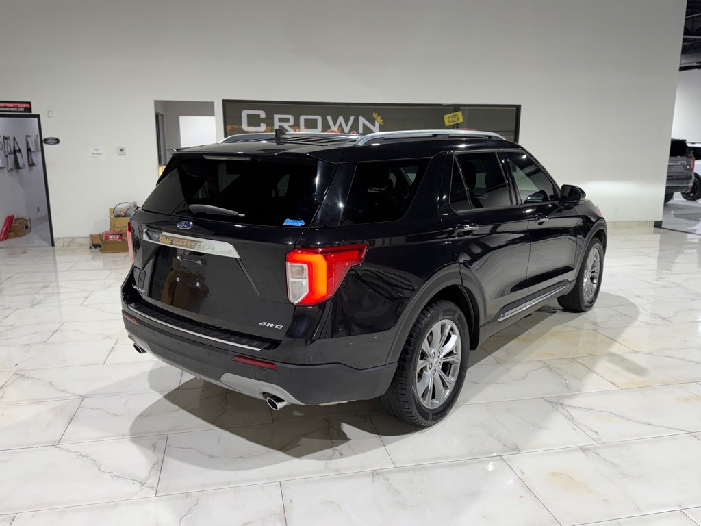 2021 Ford Explorer Image 8