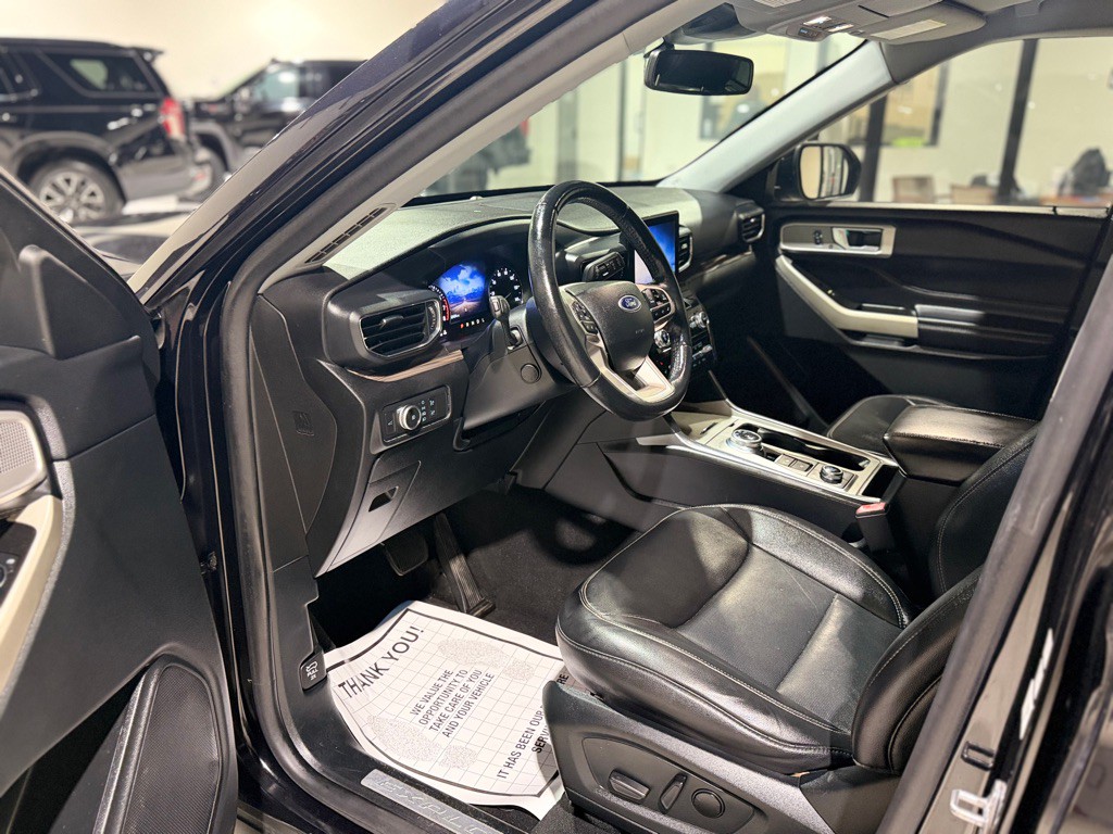 2021 Ford Explorer Image 15
