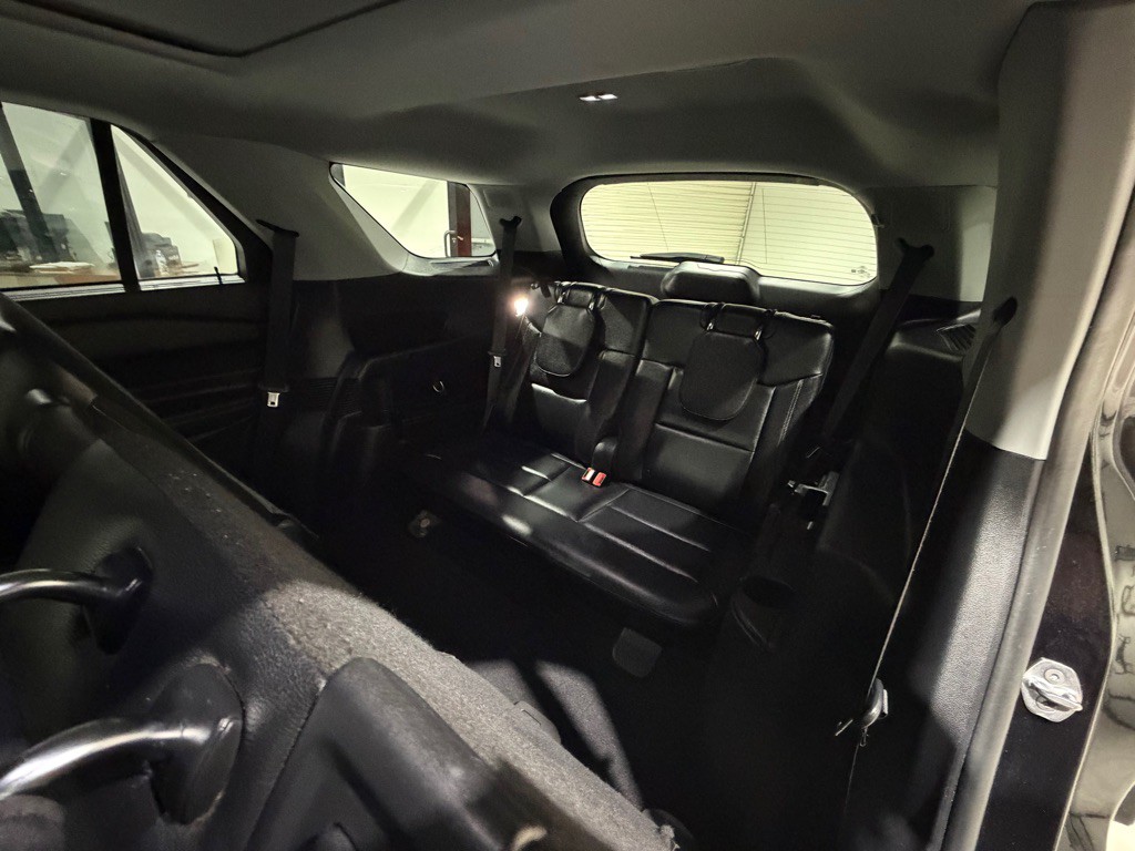 2021 Ford Explorer Image 16