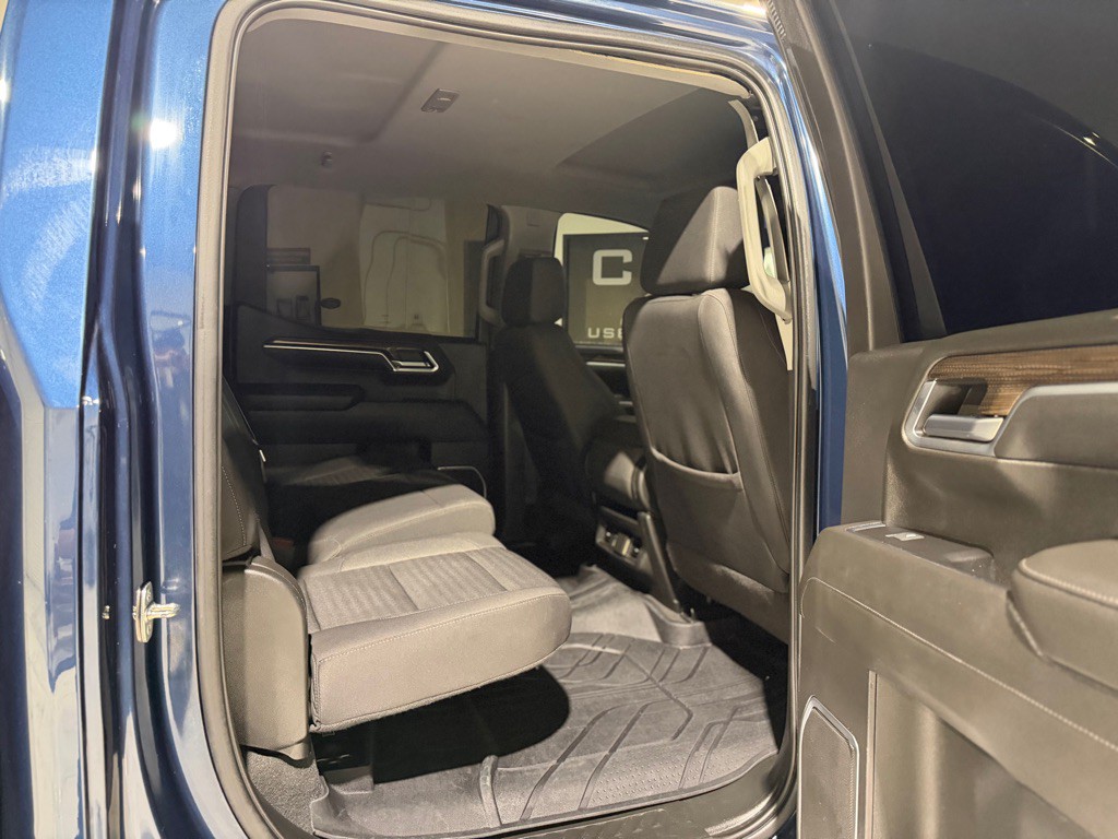2022 Chevrolet Silverado 1500 Image 12