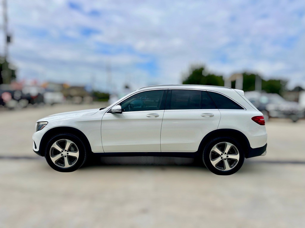 2017 Mercedes-Benz GLC-Class Image 5