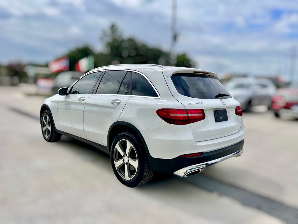 2017 Mercedes-Benz GLC-Class Image 6