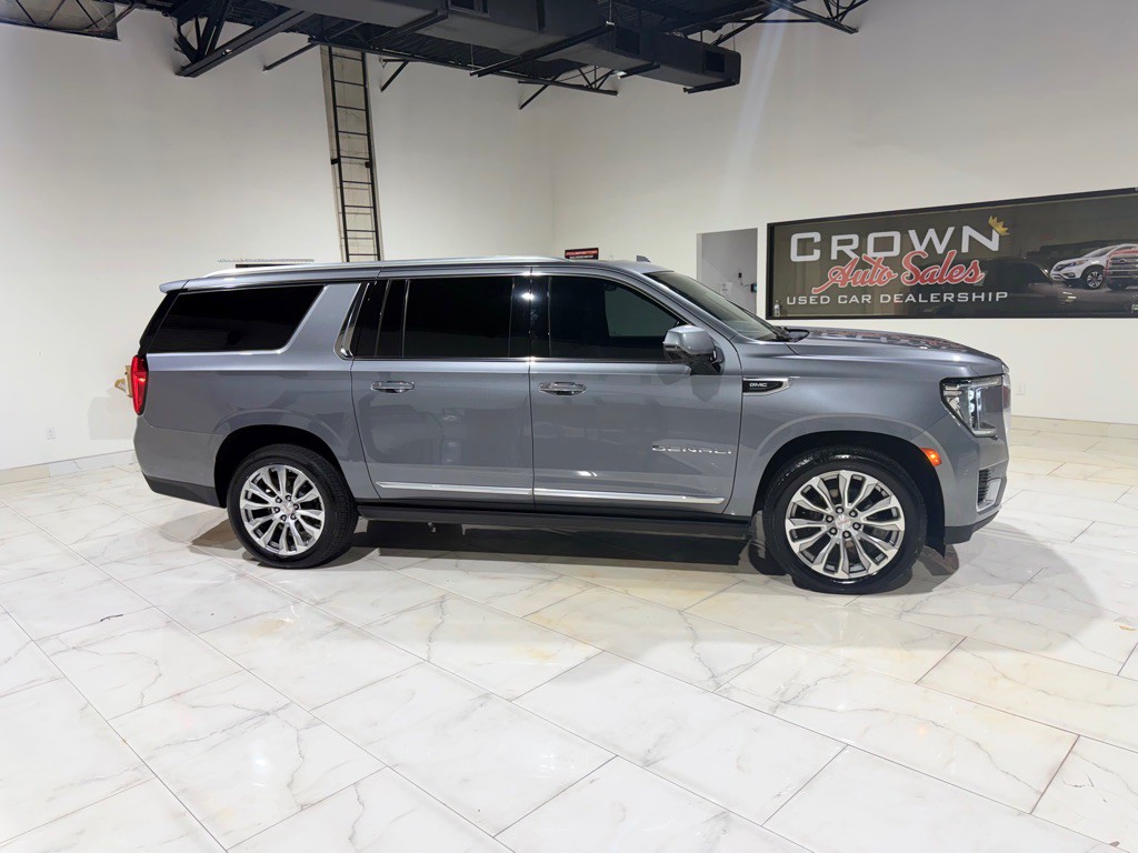 2022 GMC Yukon Image 6