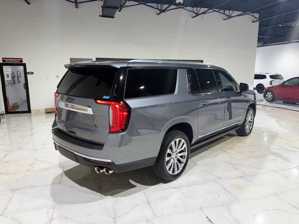 2022 GMC Yukon Image 8