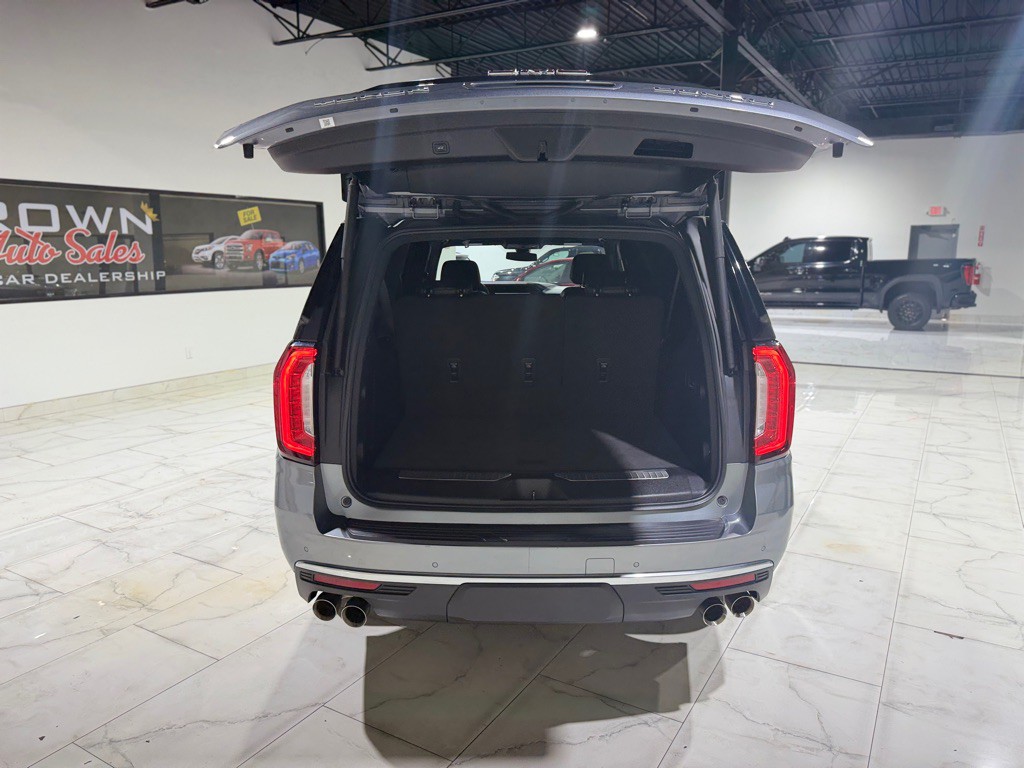 2022 GMC Yukon Image 11