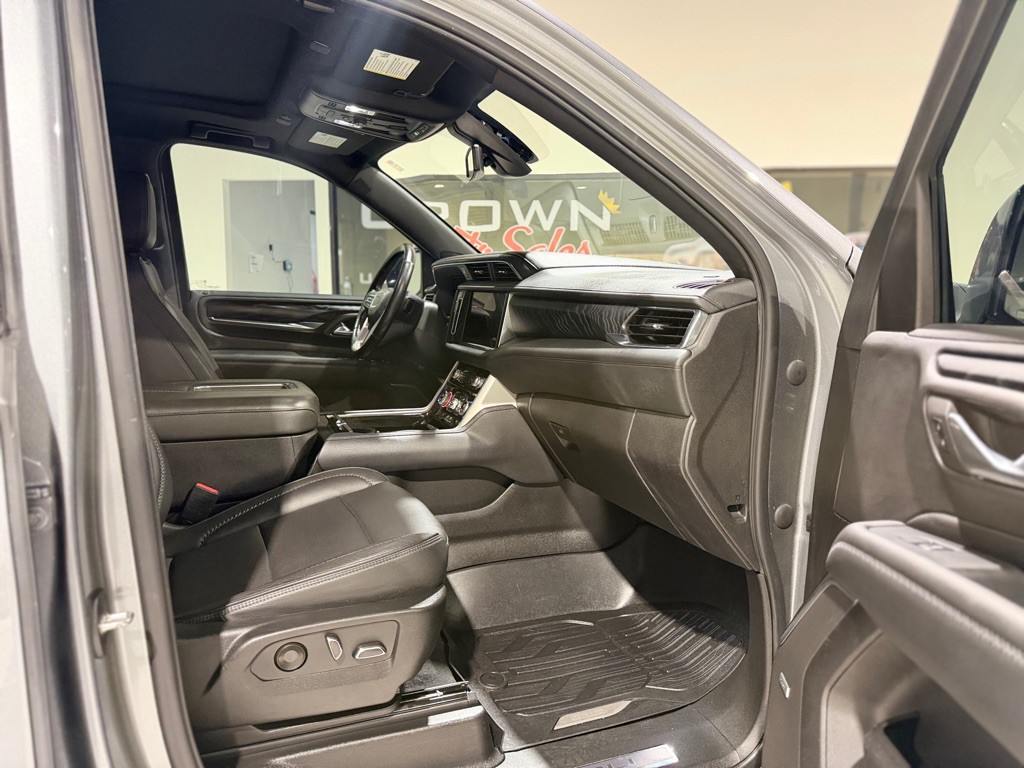 2022 GMC Yukon Image 14