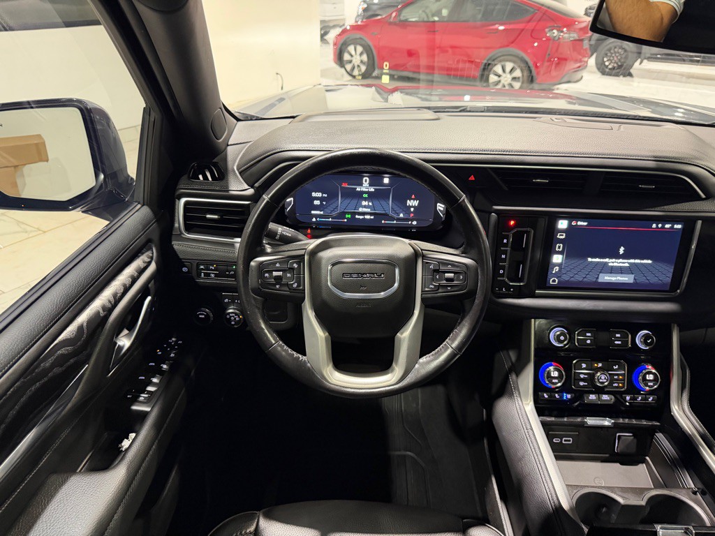 2022 GMC Yukon Image 25