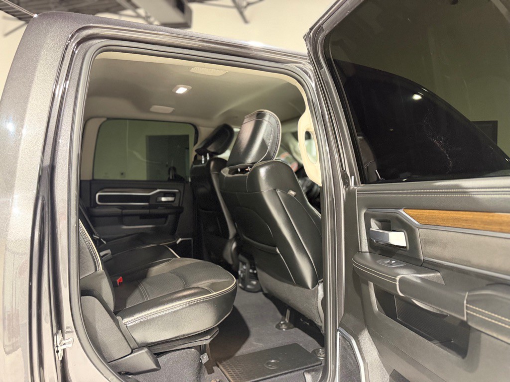 2024 RAM 2500 Image 12