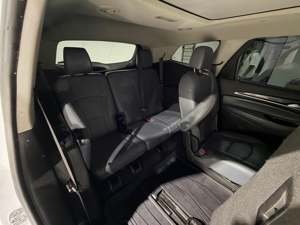 2019 Buick Enclave Image 17