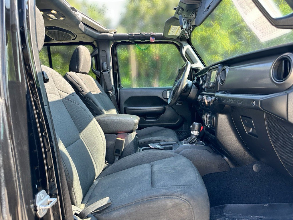 2019 Jeep Wrangler Unlimited Image 32
