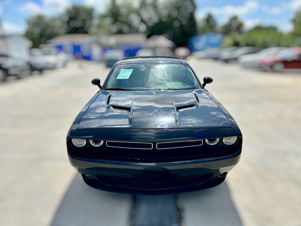 2015 Dodge Challenger Image 3