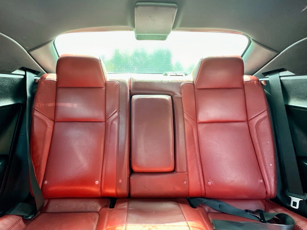 2015 Dodge Challenger Image 22