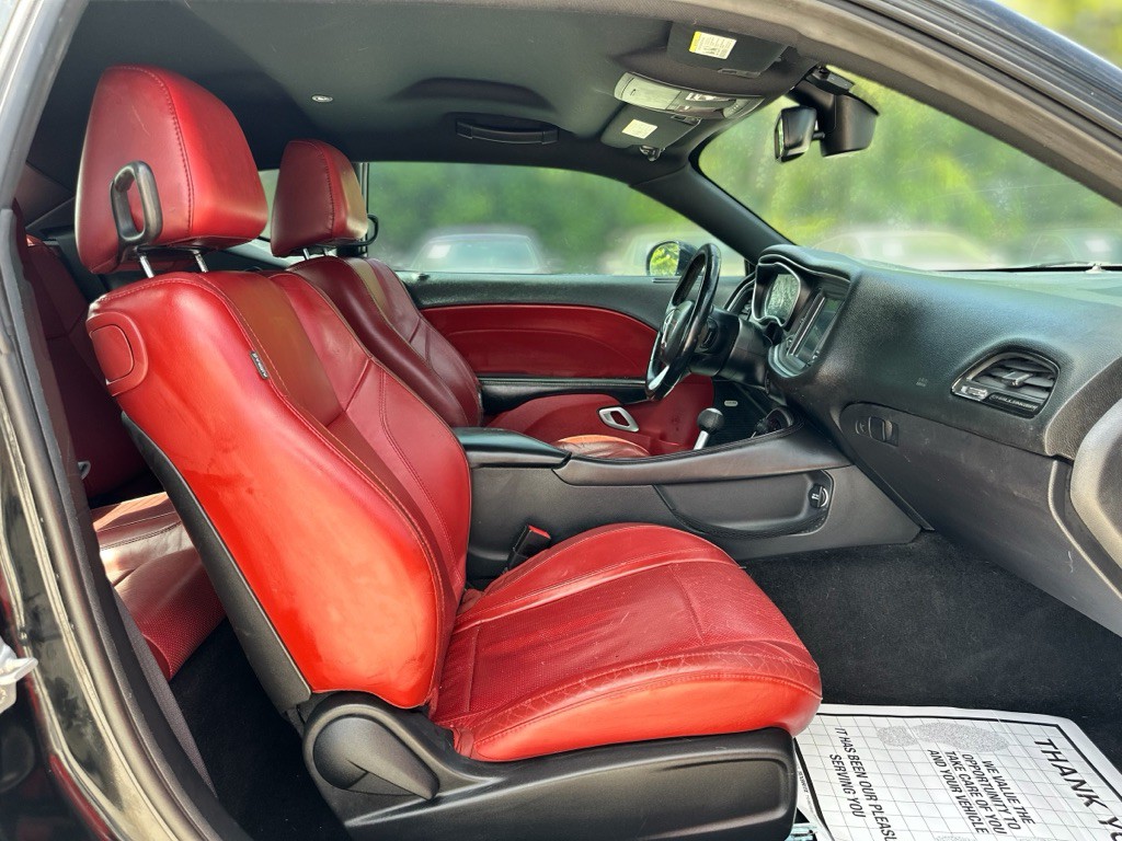 2015 Dodge Challenger Image 23