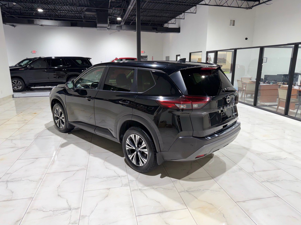 2023 Nissan Rogue Image 10
