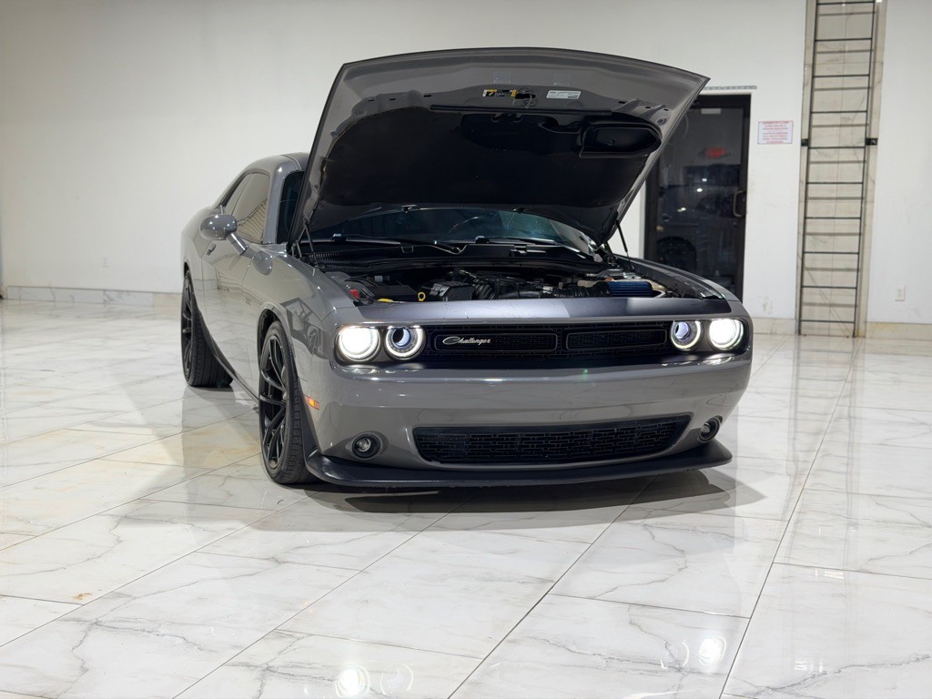 2023 Dodge Challenger Image 5