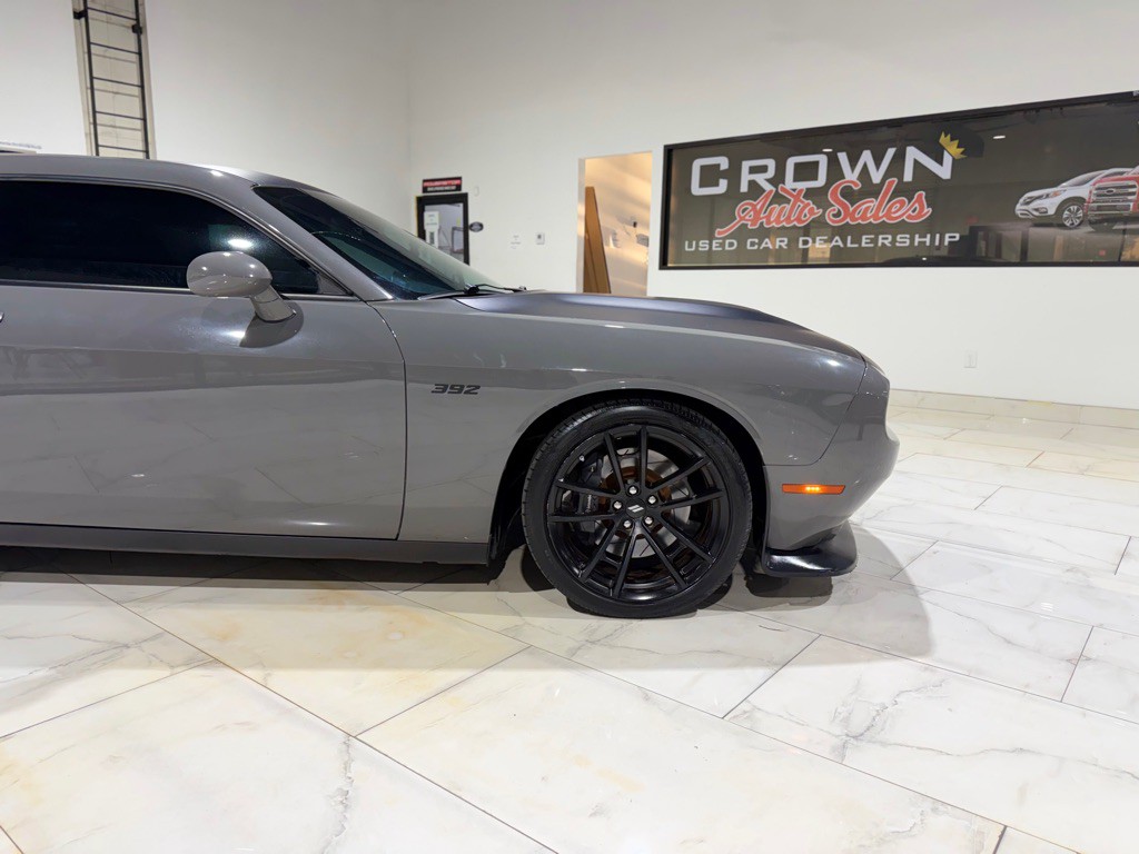 2023 Dodge Challenger Image 8