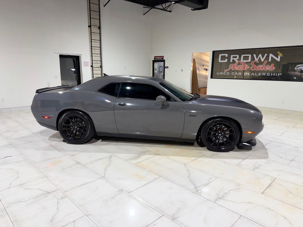 2023 Dodge Challenger Image 9