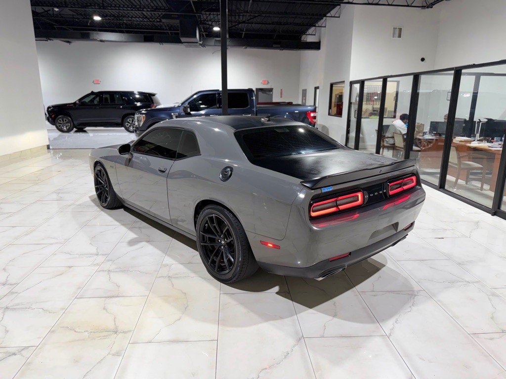 2023 Dodge Challenger Image 11