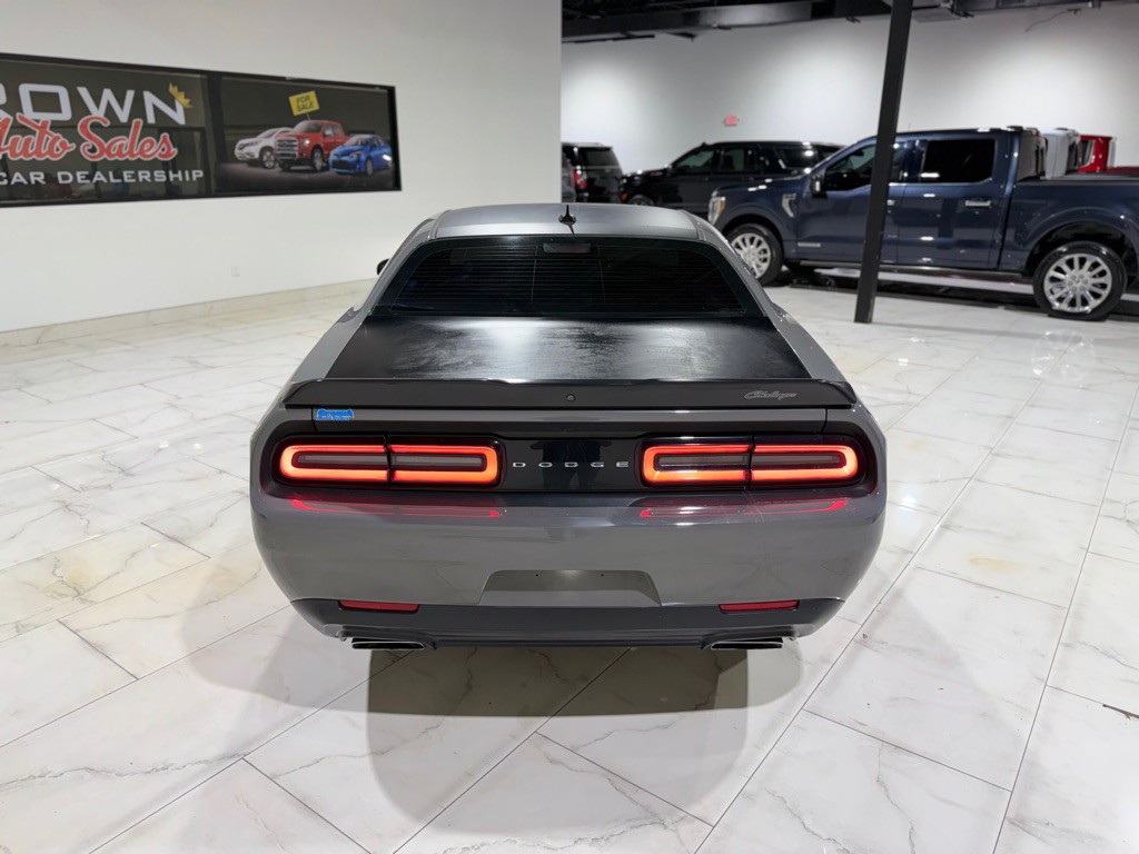 2023 Dodge Challenger Image 12