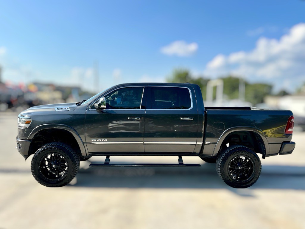 2020 RAM 1500 Image 4