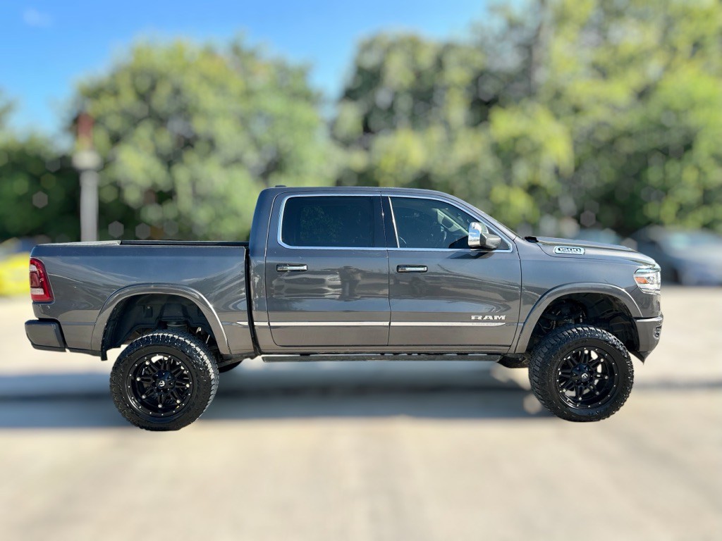 2020 RAM 1500 Image 8