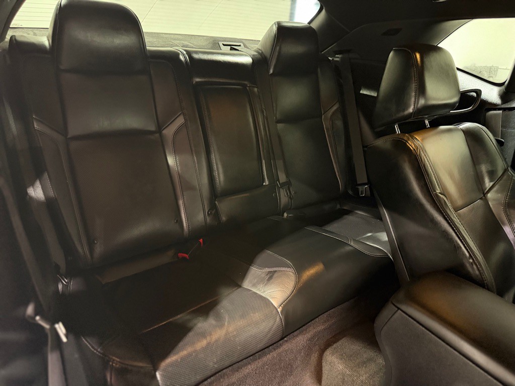 2016 Dodge Challenger Image 13