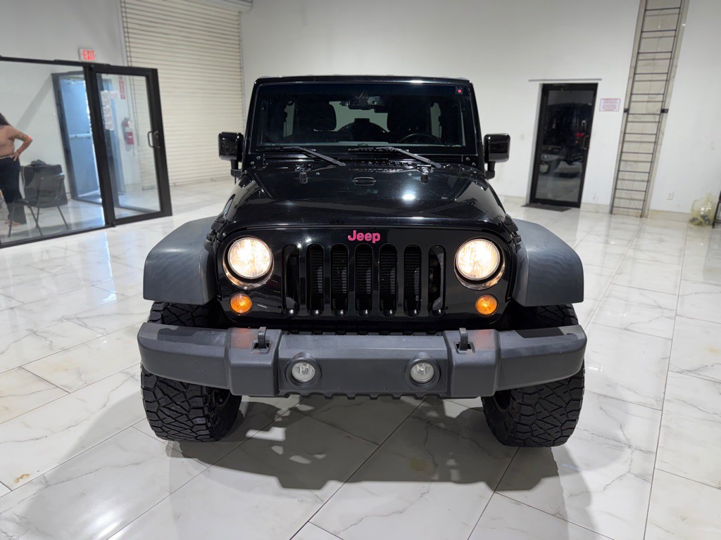 2016 Jeep Wrangler Unlimited Image 2