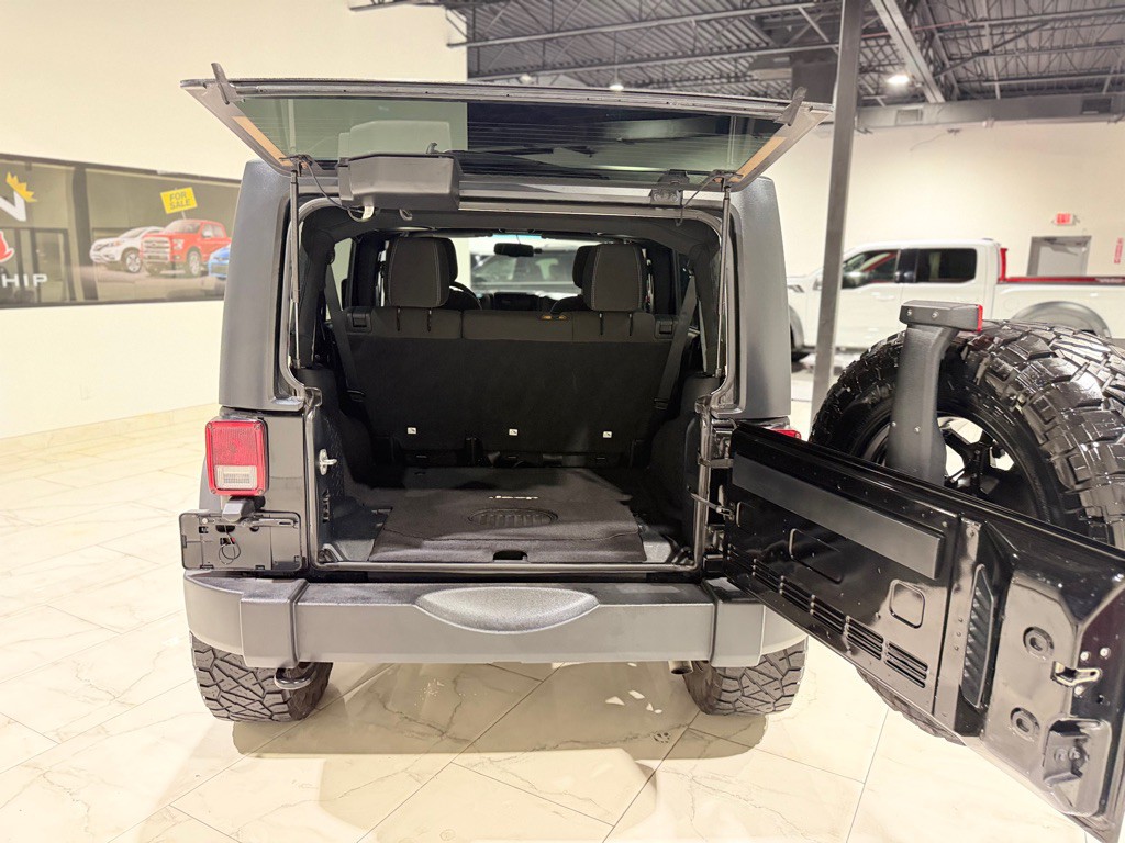 2016 Jeep Wrangler Unlimited Image 11