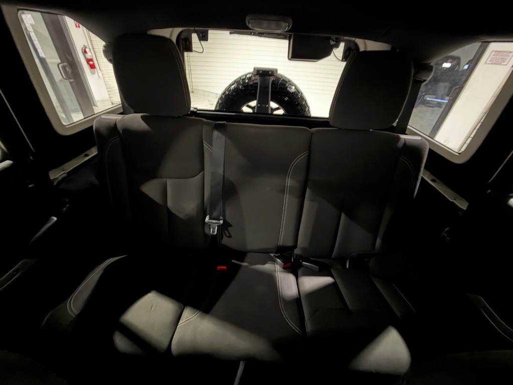 2016 Jeep Wrangler Unlimited Image 16