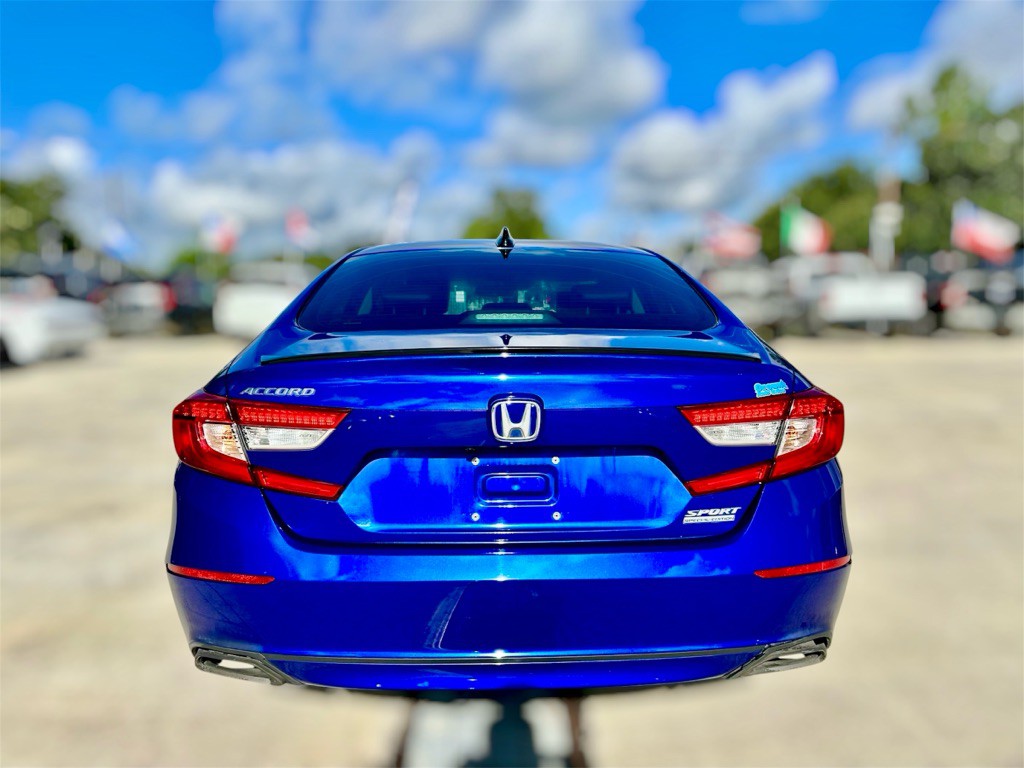 2022 Honda Accord Image 6